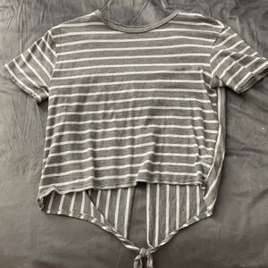 Grey crop shirt